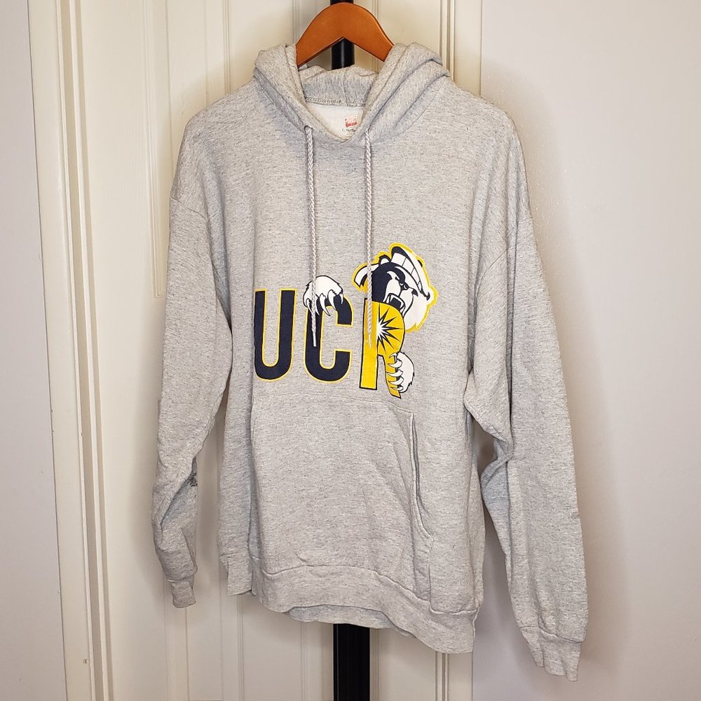 Men's Grey UCR Hoodie w/ UCR Logo On Front Large